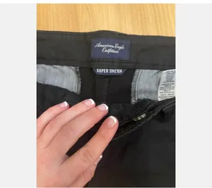 American Eagle Sz 2 Fantastic Black Casual Shorts Super Stretch thumbnail 5
