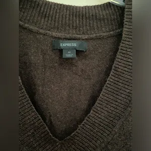 EXPRESS Cardigan for women. Color: Coffee thumbnail 2