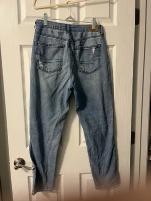 American Eagle Jeans Mom Ripped thumbnail 2