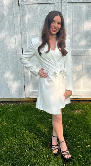 Dress thumbnail 1