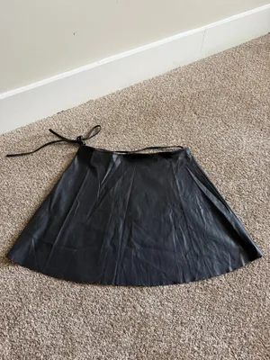 Bershka Skirt Mini Faux Black Leather thumbnail 2