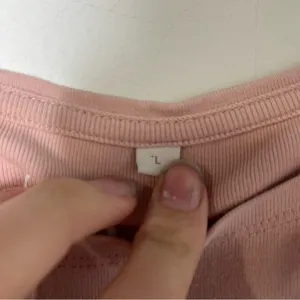Boden light pink long‎ sleeve shirt t-shirt casual minimalist women’s size large thumbnail 4
