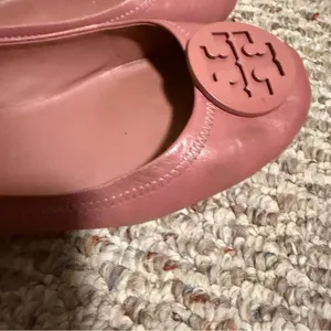 Tory Burch Minnie Travel Ballet with Leather Logo in Rosa- Size 9.5 thumbnail 11