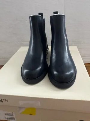 NEW On 34th Women Pearl Heeled Chelsea Boots Jeovana Size 5 Black Ankle Bootie thumbnail 5
