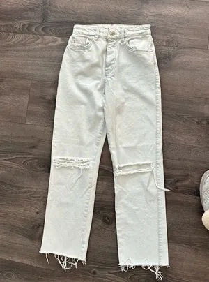 ZARA High Rise Jeans thumbnail 1