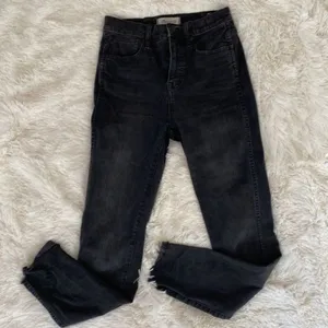 Gray High Rise Skinny Jeans Frayed Hem Size 26 thumbnail 1