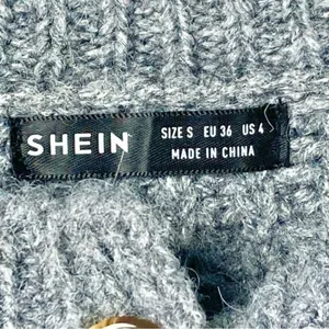 SHEIN Womens Sz Small Gray Crew Neck Ribbed Knit Button Front Cardigan Sweater thumbnail 3