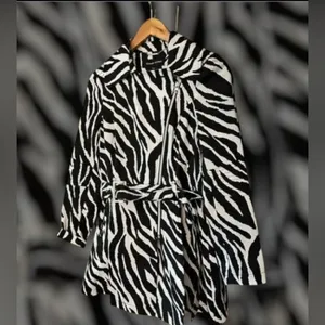 Black Rivert Zebra Trench Coat XS thumbnail 2