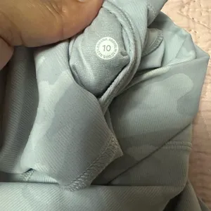 Lululemon Athletica Gray Patterned Leggings thumbnail 7