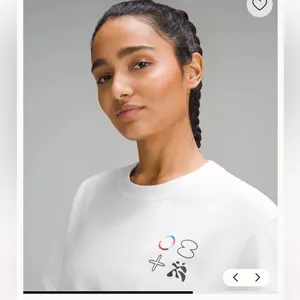 LULULEMON Pride T-Shirt size 0 white thumbnail 3