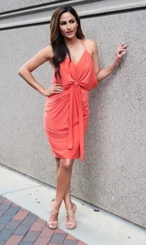 MISA Los Angeles Dress Size Medium Coral Peach Tie Front Bow Cocktail Party Mini thumbnail 1