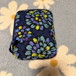 Vera Bradley Blue Floral Travel Bag For Your E-Reader or Tablet thumbnail 2