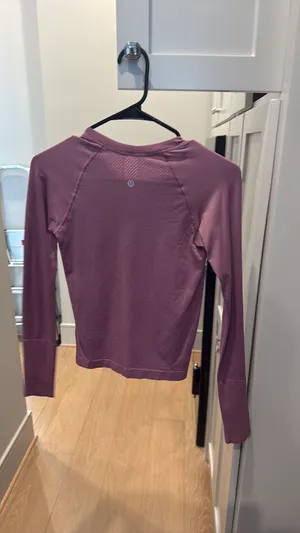 Lululemon swiftly tech long sleeve thumbnail 2