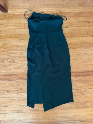 Whyte Valentine Green Bodycon Assymetrical Dress thumbnail 6
