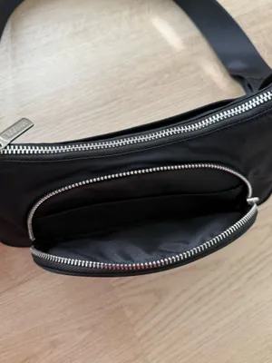 Lululemon Crossbody Bag with Nano Pouch 2L thumbnail 3