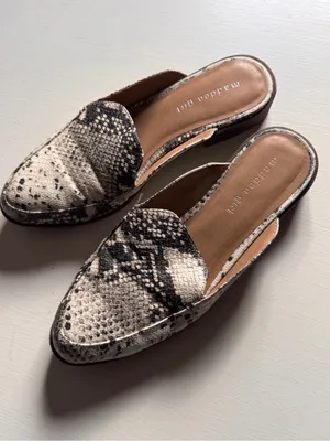 Madden Girl Black & Cream Snake-Print Slide Mules thumbnail 7