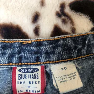 Y2K 2000s Grunge Micro Mini Baddie Hot Pants Low/Mid Rise Denim Jean Booty Bimbo Shorts Cargo Pockets #goth #whimsigoth subversive acubi #cyber #punk biker whimsygoth #mcbling streetwear music festivals rave plur Size 10 - Measurement in pics thumbnail 3
