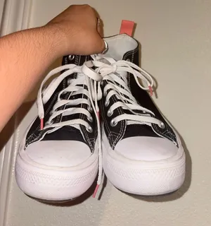 Big kid converse  thumbnail 1