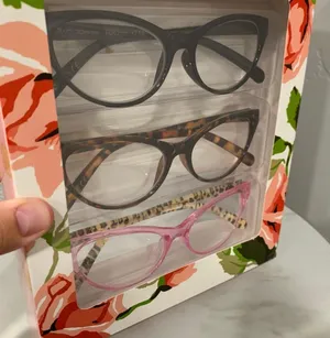 Betsey Johnson NWT Reading Glasses Power +2.00 thumbnail 3