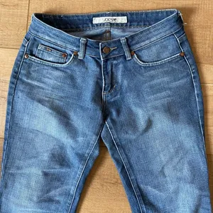 Joes Jeans👖 Size 27 Bootcut Low Rise Medium Wash Denim thumbnail 3