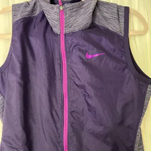 NWT Nike Golf Purple Dri-FIT Tour Performance Zippered Vest thumbnail 5