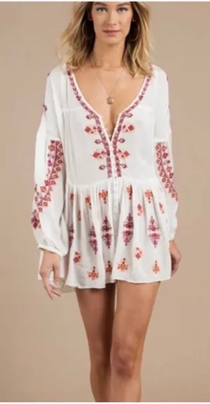 Free People Ariana White and Red embroidered tunic top size X Small thumbnail 1
