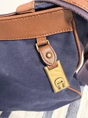 Etienne Aigner Navy Canvas Brown Trim Crossbody Bag Vintage Logo Everyday Purse thumbnail 5