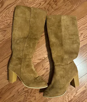 Tan Suede Knee thumbnail 1