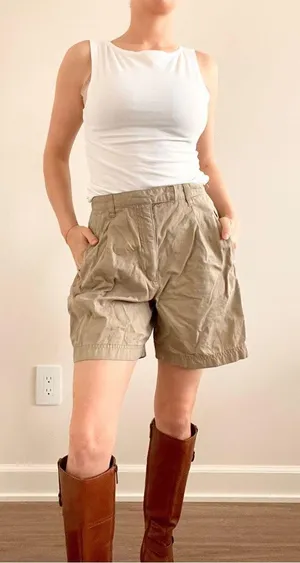 Vintage Ann Taylor Classic High-Rise Khaki Women’s Shorts thumbnail 1