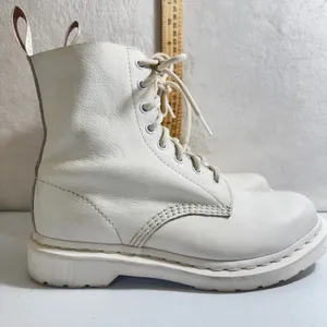 Dr Martens 1460 Pascal Mono White Leather Lace Up Boots Womens Sz US 8 oil Resis thumbnail 1