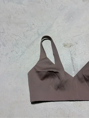 Lululemon Women’s Wireless Seamless Bra  Brown 34A thumbnail 2