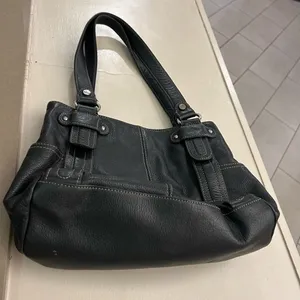 Purse Elegant Black Leather Handbag-B is for BEAUTY! Like new TIGNANELLO-quality thumbnail 6