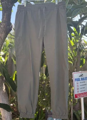 Old Navy Women’s Olive Poplin High Rise Tapered Cargo Elastic Cuff Jogger Size L thumbnail 1