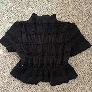 SHEIN Black Flutter Sleeve Smocked Blouse thumbnail 2
