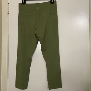 ZYIA ACTIVE high waist light and tight cropped green leggings side pocket large thumbnail 5