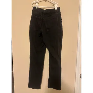 Abercrombie and Fitch Curve Love Ultra High Rise 90s Straight Jean thumbnail 5