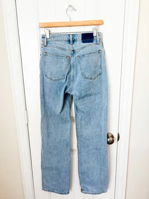 Abercrombie & Fitch The 90s Relaxed Jean High Rise Light Wash Size 26 thumbnail 2