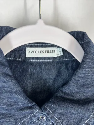 Avec Les Filles Ruffle Yoke Denim Button-Up Shirt Medium Blue Size M thumbnail 3