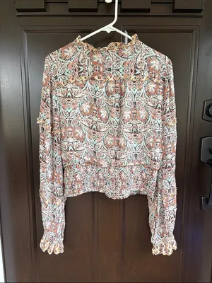 EUC Anthropologie Ruffled Smocked Surplice Top Floral Size Medium thumbnail 13