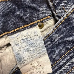 Aura by Wrangler Low Rise Jeans Instant Slimming Women Size 8 Short Boot Cut Leg thumbnail 8