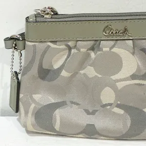 Coach Signature‎ Gray Pleated Canvas Logo Wristlet Mini Bag Wallet thumbnail 2