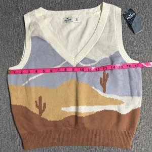 Hollister Crop Knit Sweater Vest thumbnail 10