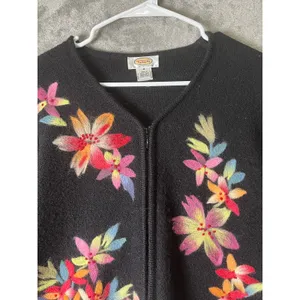 Vintage Black Floral Embroidered Wool Cardigan Jacket Cottagecore Folk Art Boho thumbnail 2