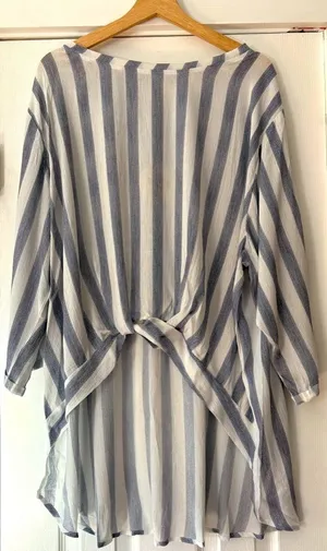 Hayden‎ Los Angeles Striped Lightweight Blue and White Women's Top Size 1XL NWT thumbnail 1