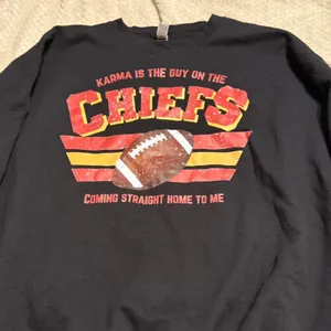 Gildan Chiefs Sweatshirt Black L thumbnail 2