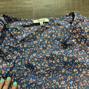 Madewell V-Neck Puff Sleeve Blouse Top thumbnail 5