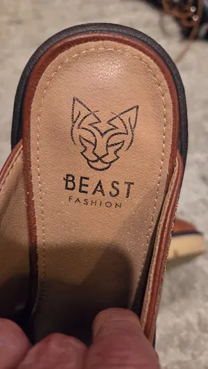 Beast 2 in heel clogs thumbnail 3