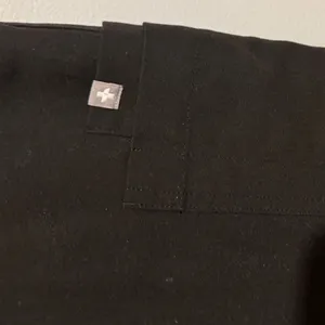 Figs High Waisted Yola Skinny Scrub Pants- XS thumbnail 4