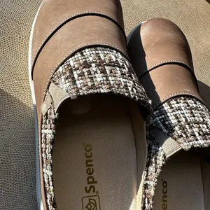 Elegant Brown Women's Mules with Patterned Trim thumbnail 5