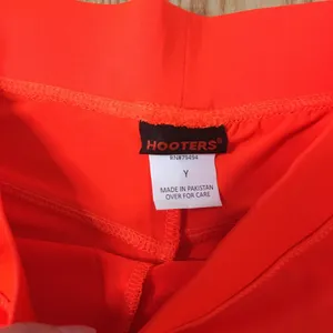 New HOOTERS Girl Uniform Shorts With A Small Flaw Size U-Small thumbnail 3